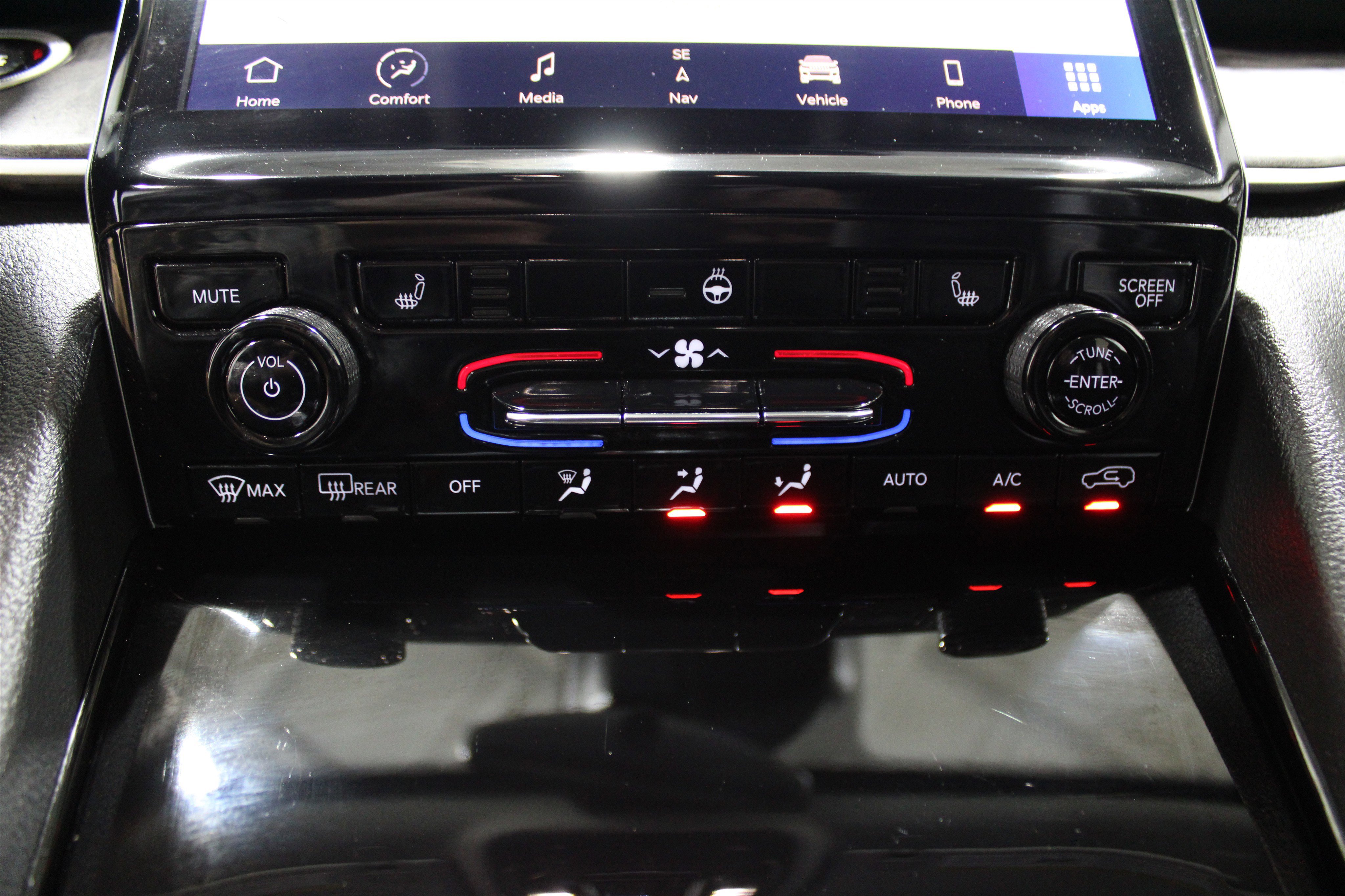 Used 2022 Jeep Grand Cherokee Limited 4xe image 24