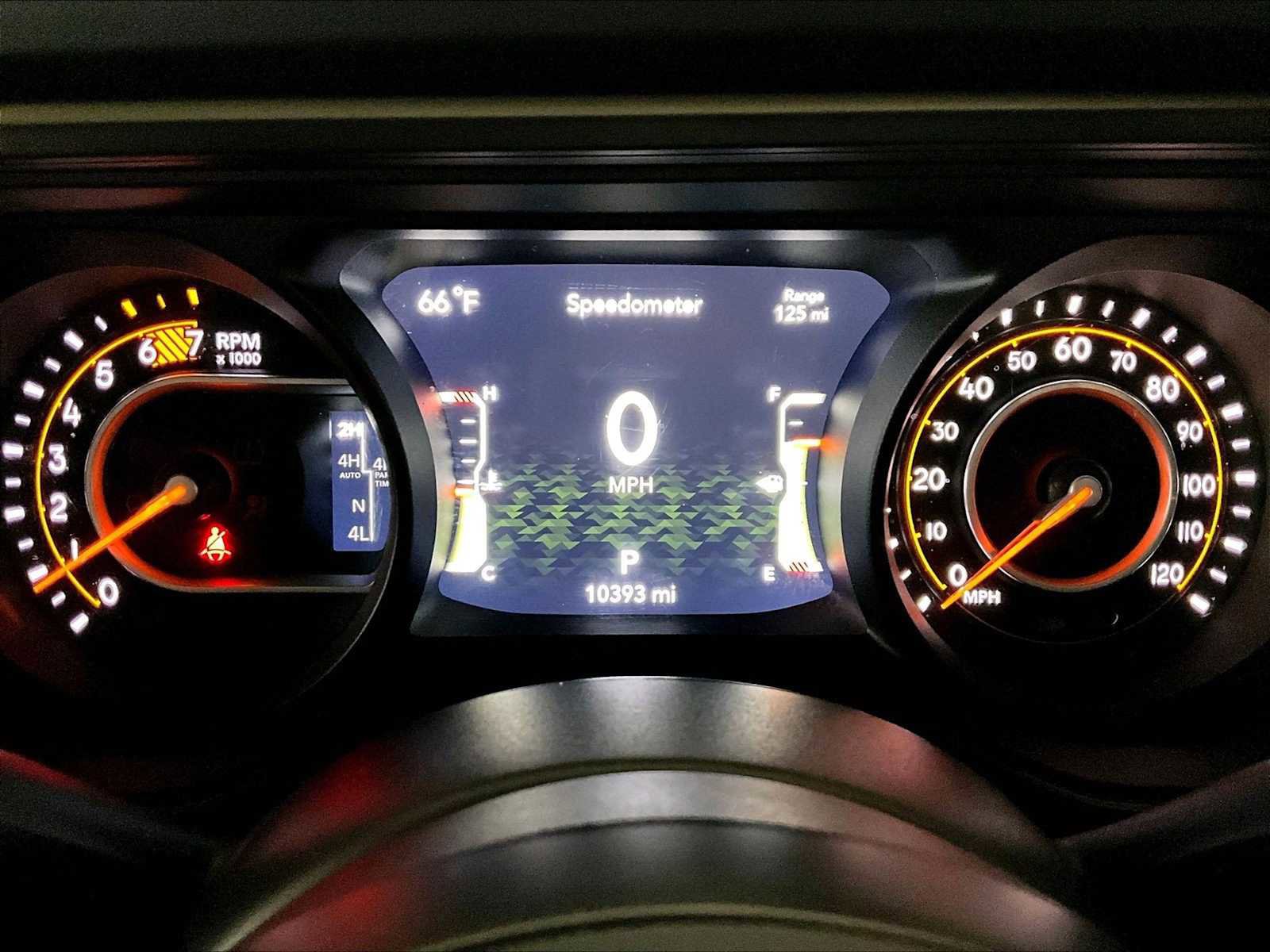 Used 2025 Jeep Wrangler Unlimited Rubicon AWD/4WD image 21
