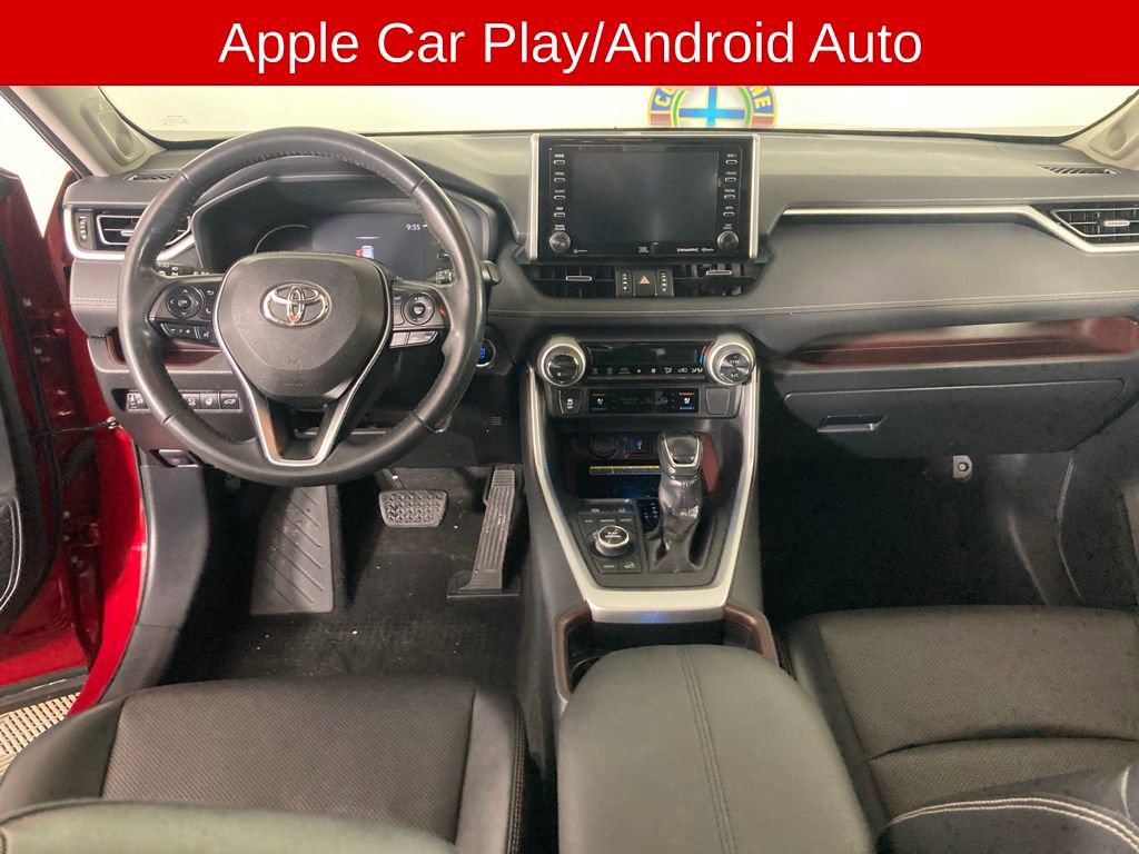 Used 2020 Toyota RAV4 Limited image 7