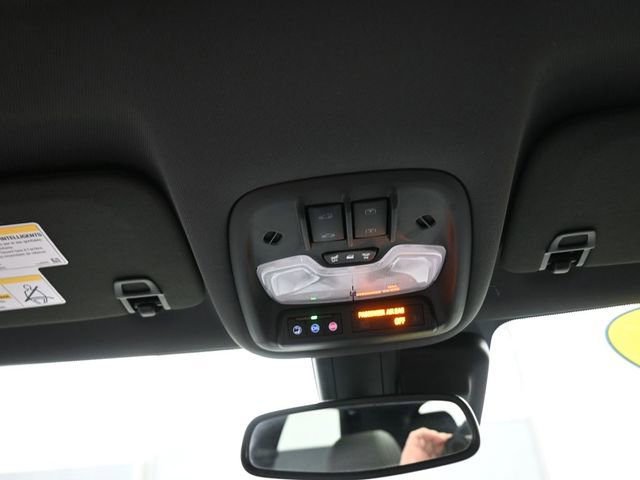 Used 2023 Chevrolet TrailBlazer ACTIV w/ Sun and Liftgate Package image 12