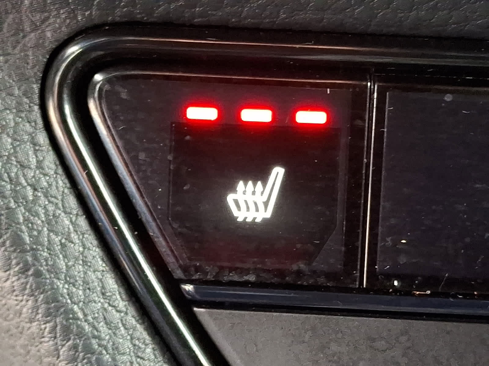 Certified 2025 Honda HR-V Sport image 27