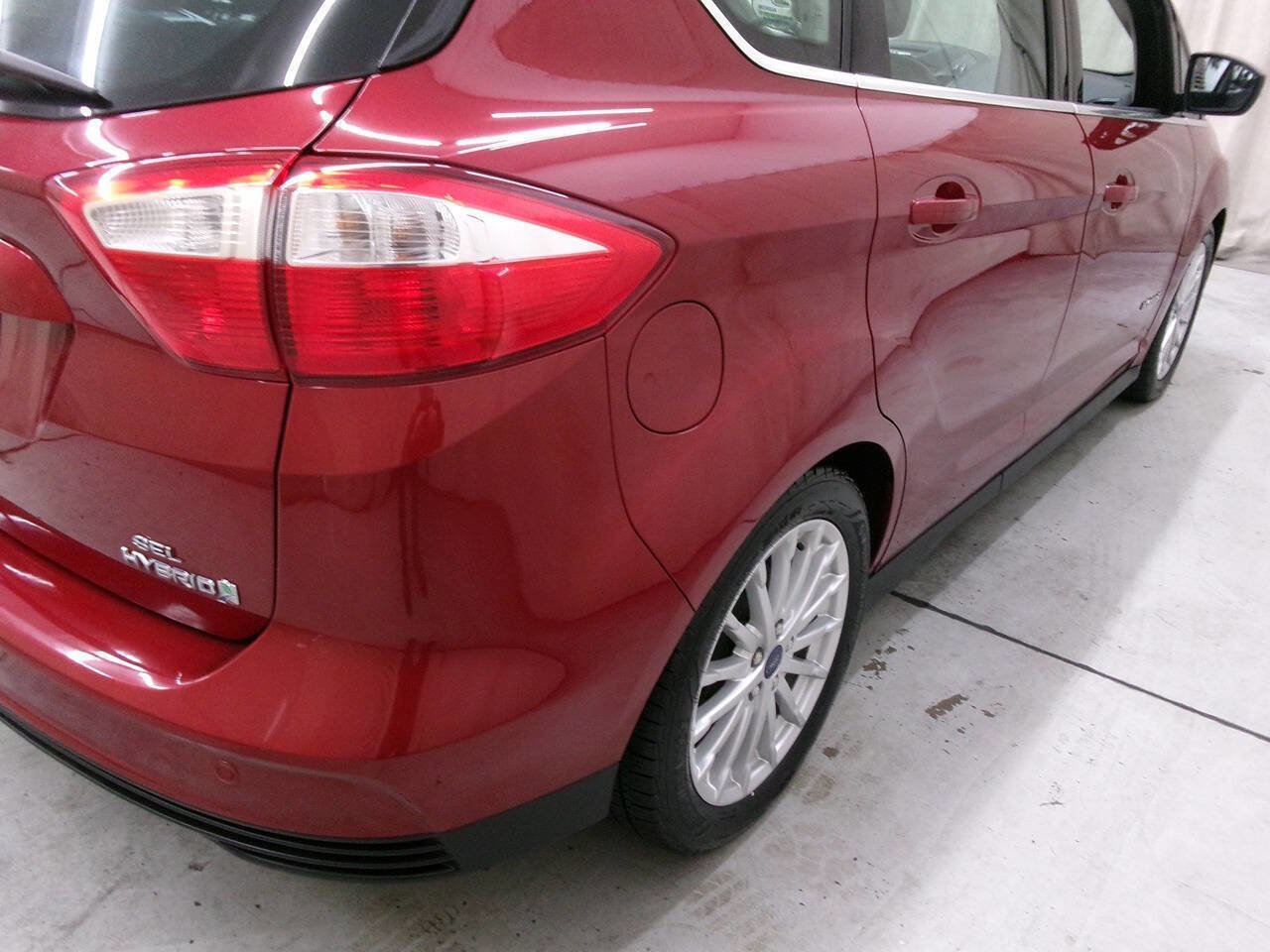 Used 2016 Ford C-MAX SEL FWD image 8