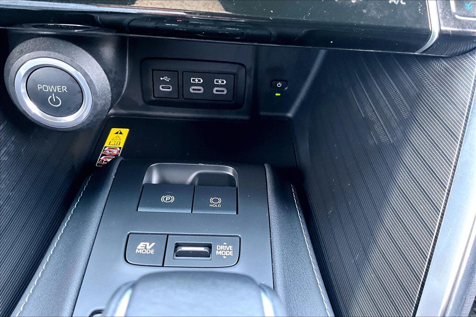 Used 2024 Toyota Venza Nightshade AWD/4WD image 30