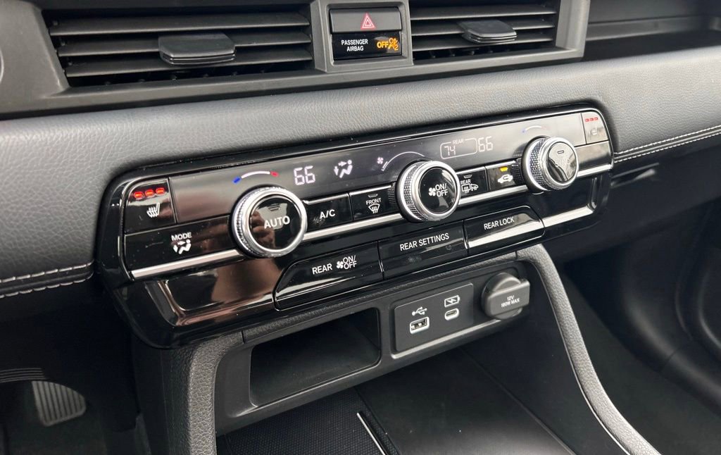 Used 2024 Honda Pilot Touring image 38