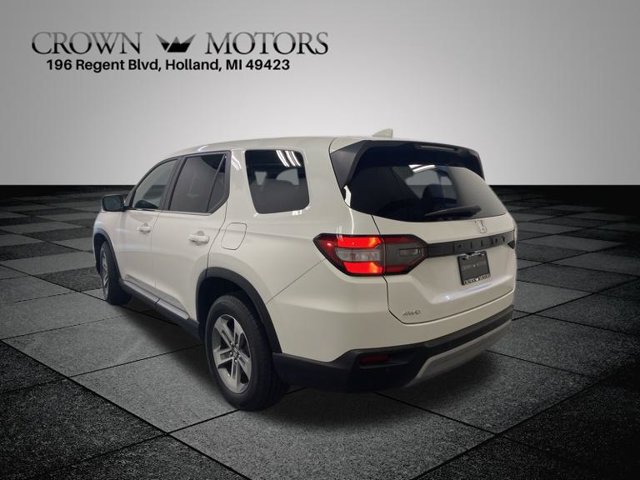Certified 2024 Honda Pilot EX-L image 4