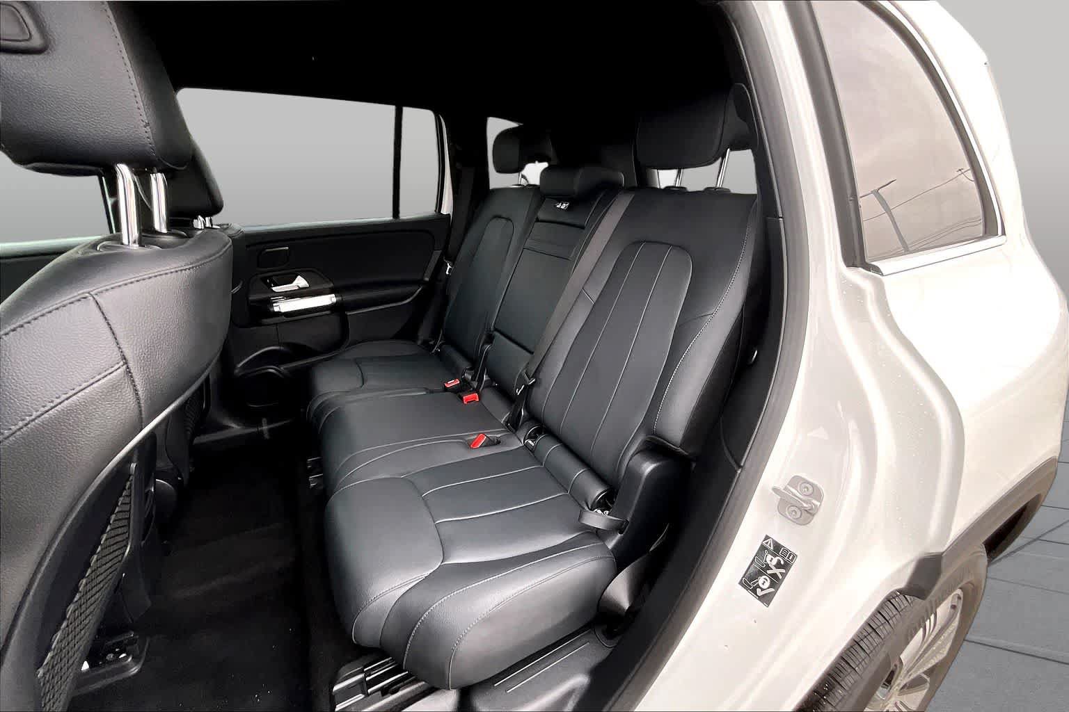 Certified 2023 Mercedes-Benz EQB 300 4MATIC image 20