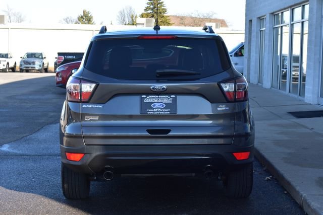 Used 2017 Ford Escape SE w/ SE Sport Appearance Package image 5