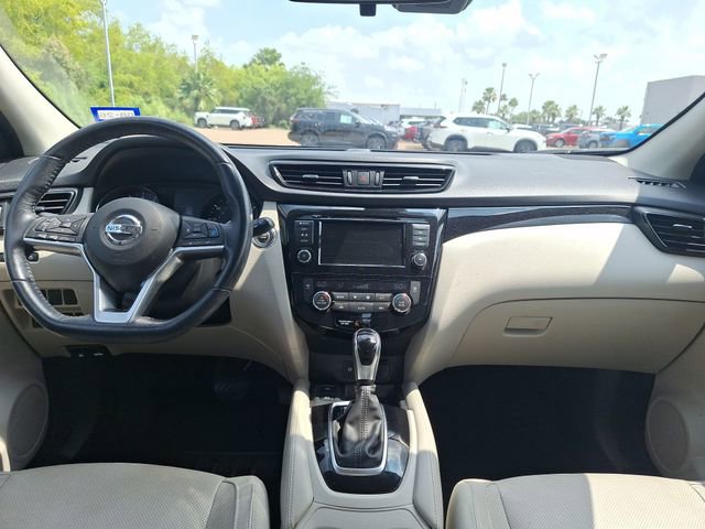 Used 2019 Nissan Rogue Sport SL FWD image 11
