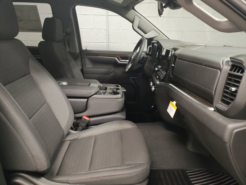New 2026 GMC Sierra 1500 Elevation image 7