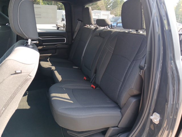 New 2026 RAM 3500 Big Horn AWD/4WD image 19