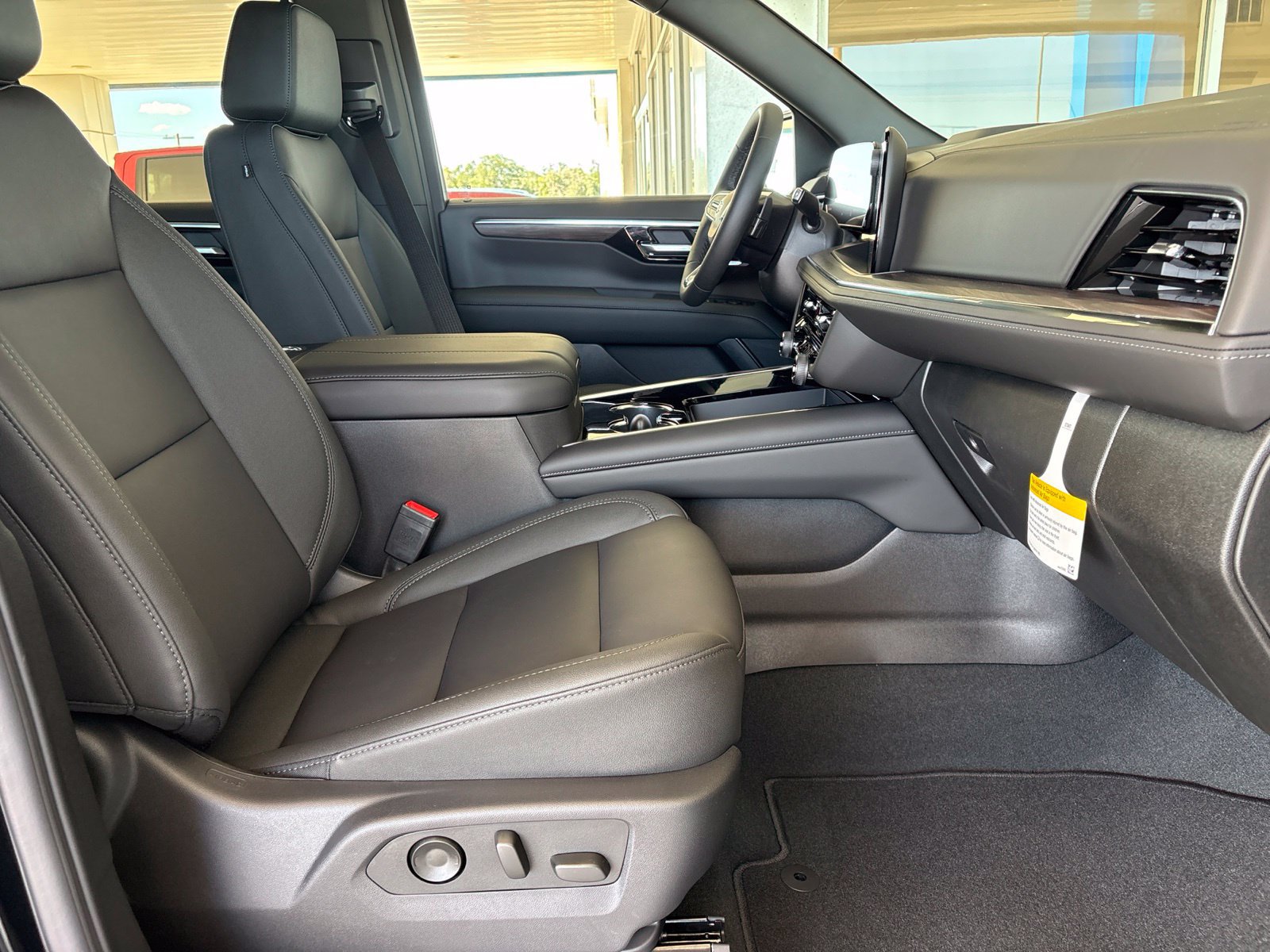 New 2027 Chevrolet Tahoe LT w/ Comfort Package RWD image 25