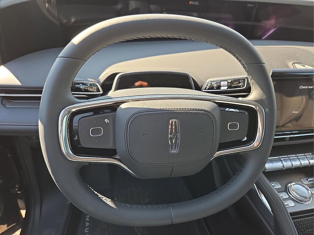 New 2026 Lincoln Nautilus Premier AWD/4WD image 19