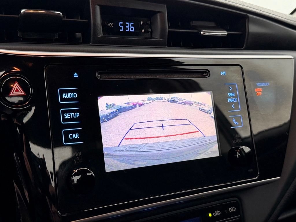 Used 2018 Toyota Corolla LE FWD image 37
