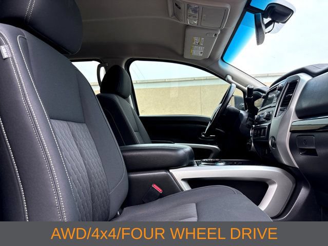 Used 2019 Nissan Titan SV w/ SV Convenience Package AWD/4WD image 8