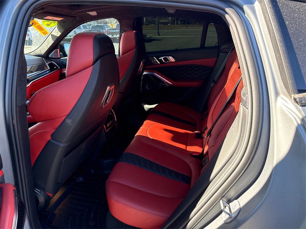 Used 2024 BMW X6 M Competition w/ Executive Package image 10