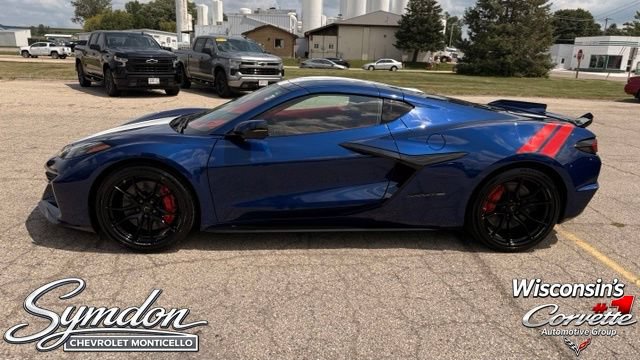 New 2027 Chevrolet Corvette Grand Sport w/ Stealth Interior Trim Package RWD image 4