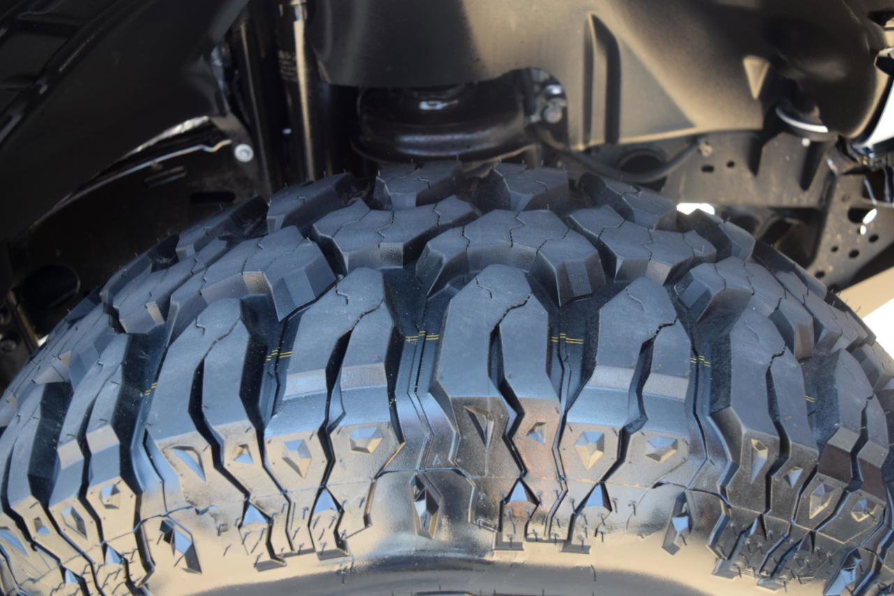 Used 2022 Jeep Gladiator Sport image 27