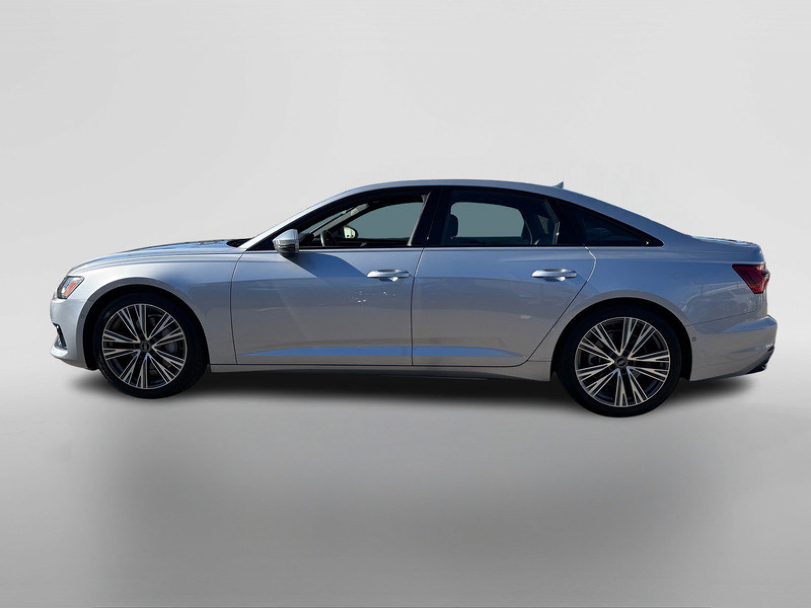 Used 2023 Audi A6 Premium Plus w/ Premium Plus Package image 2