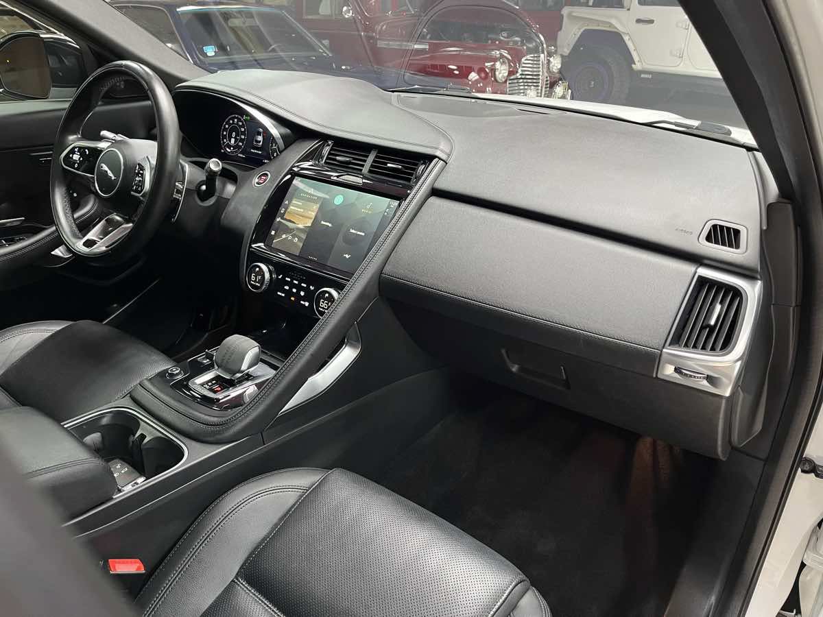 Used 2021 Jaguar E-PACE SE AWD/4WD image 12