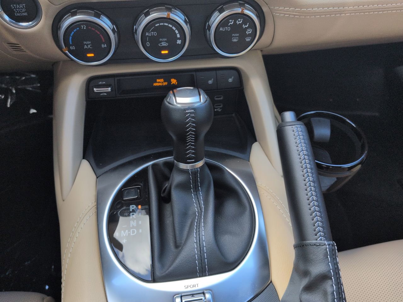Used 2025 MAZDA MX-5 Miata RF Grand Touring RWD image 17