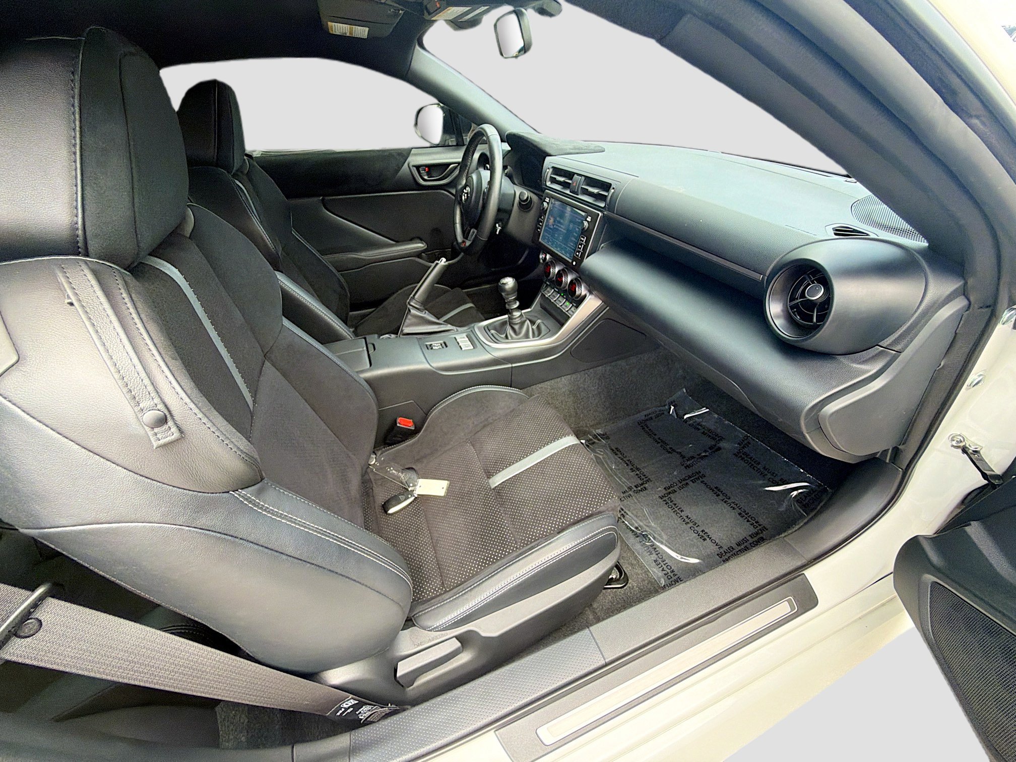 Used 2025 Toyota GR86 Premium w/ Performance Package RWD image 26