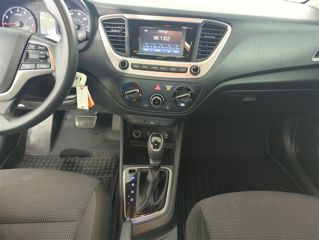 Used 2021 Hyundai Accent SE image 25