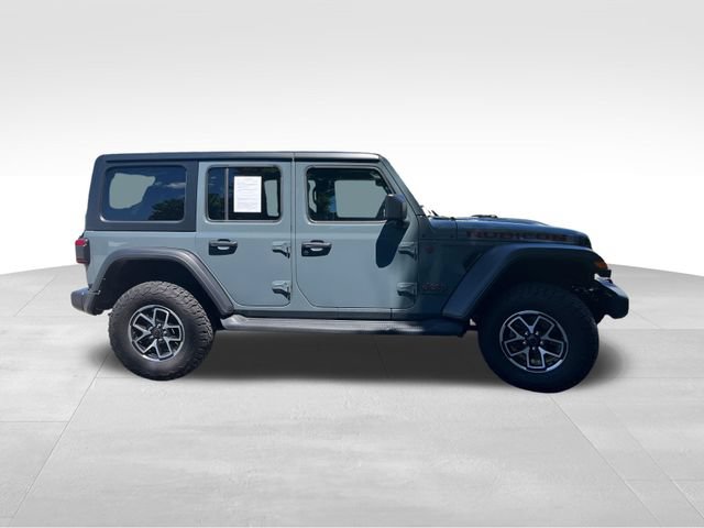 Used 2024 Jeep Wrangler Unlimited Rubicon w/ Convenience Group AWD/4WD image 7