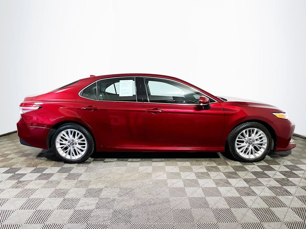 Certified 2020 Toyota Camry XLE image 9
