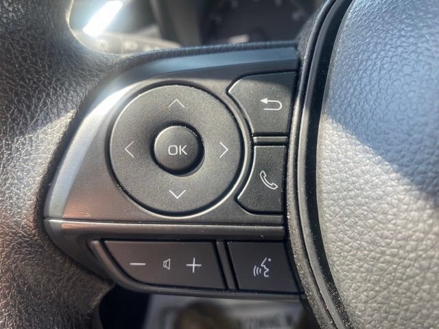 Used 2025 Toyota Corolla LE w/ Convenience Package FWD image 6