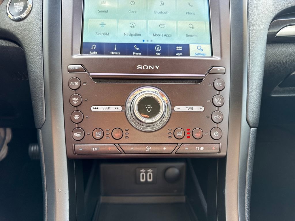 Used 2020 Ford Fusion Titanium image 22