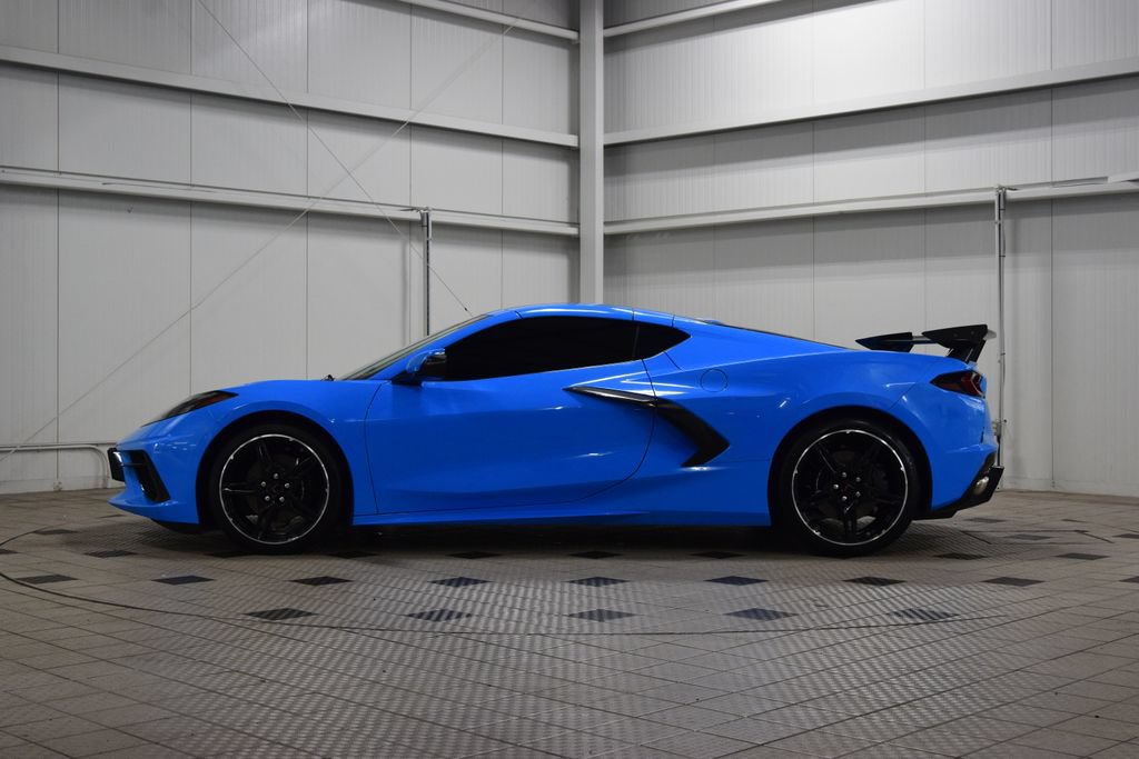 Used 2023 Chevrolet Corvette Stingray Preferred Cpe w/ Battery Protection Package RWD image 4