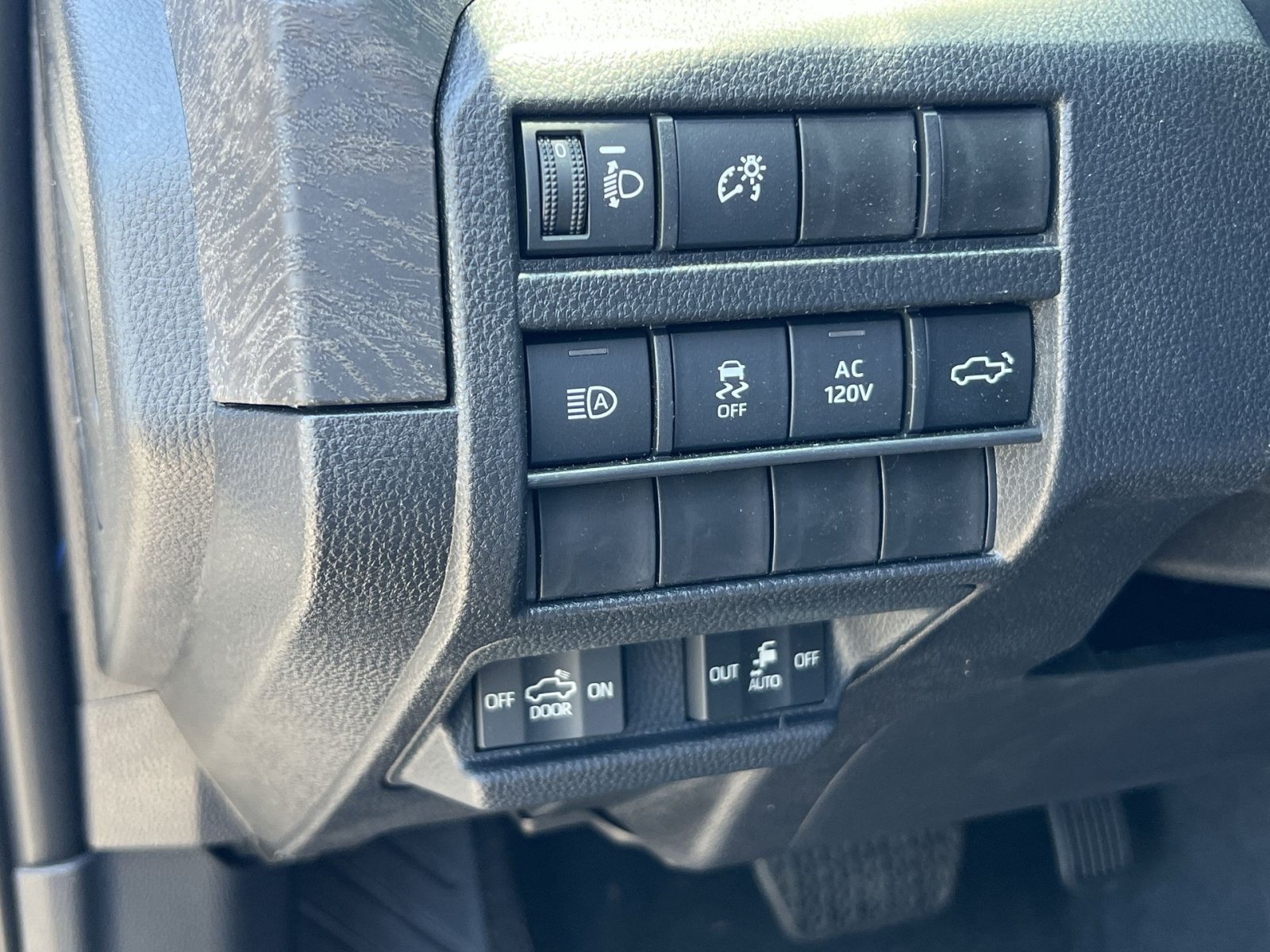 New 2026 Toyota Tacoma Limited AWD/4WD image 22