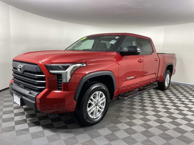 Used 2023 Toyota Tundra SR5 w/ SR5 Premium Package AWD/4WD image 4
