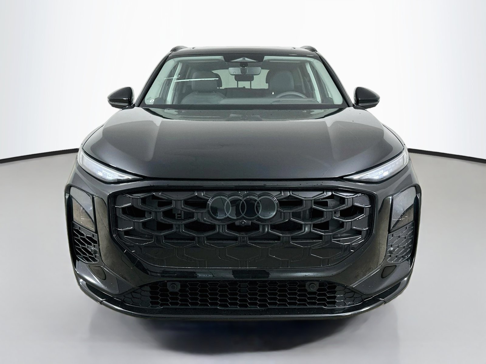 New 2026 Audi Q3 quattro 2.0T AWD/4WD image 2