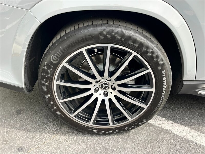 Used 2024 Mercedes-Benz GLS 580 4MATIC image 14
