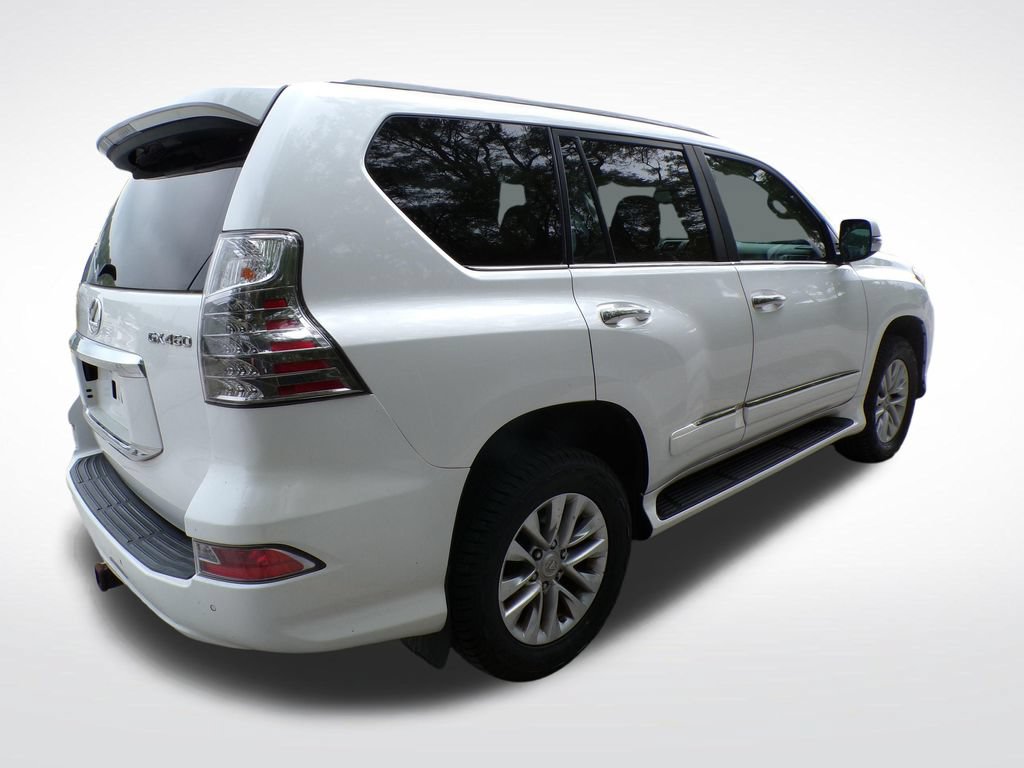 Used 2014 Lexus GX 460 w/ Premium Package AWD/4WD image 7