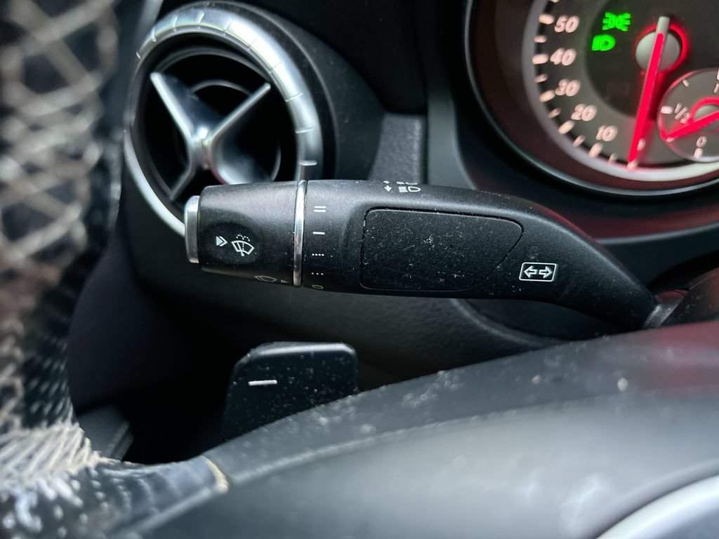 Used 2014 Mercedes-Benz CLA 250 image 19