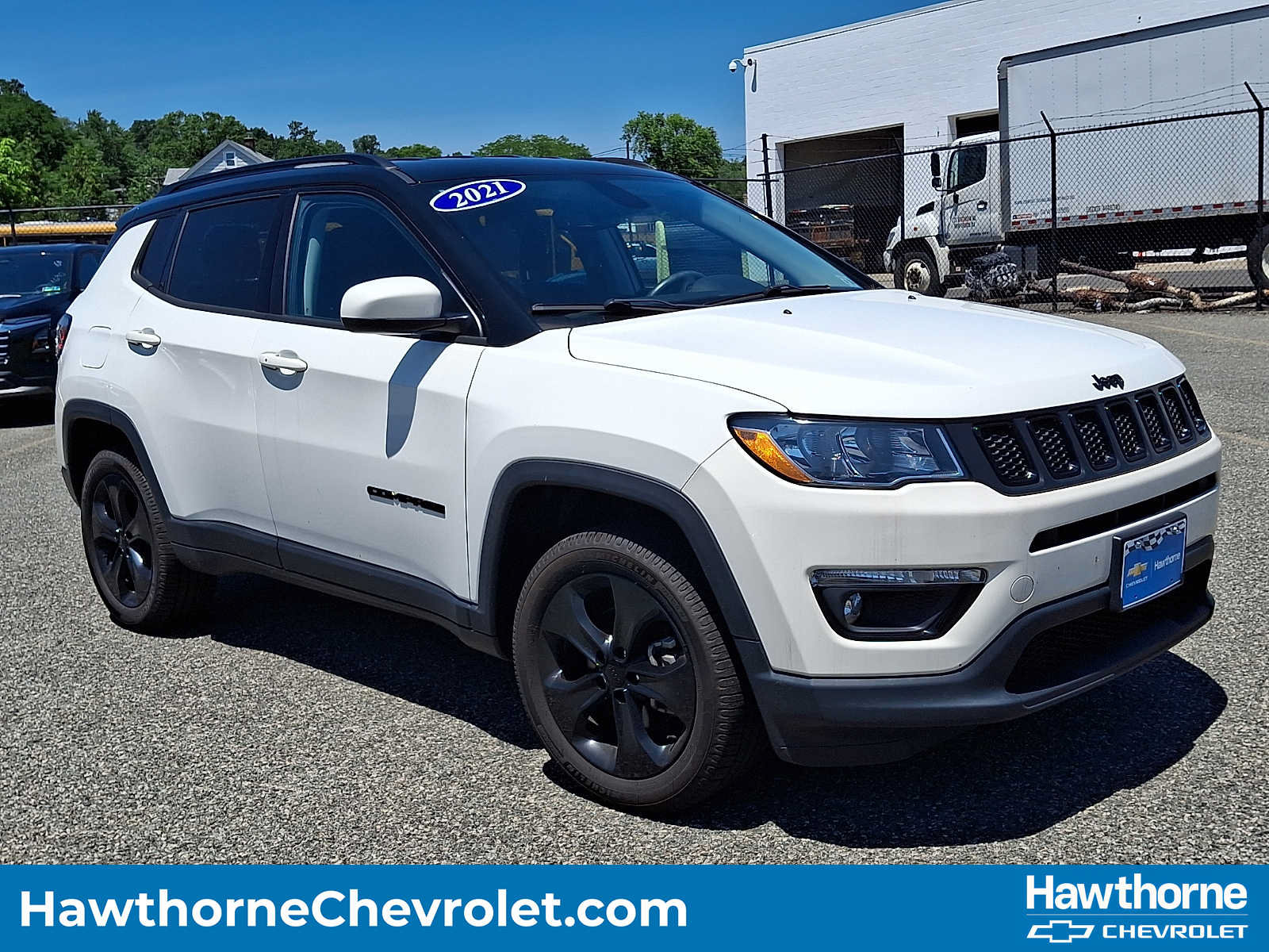 Used 2022 Jeep Compass Trailhawk w/ Trailhawk Convenience Group AWD/4WD image 1