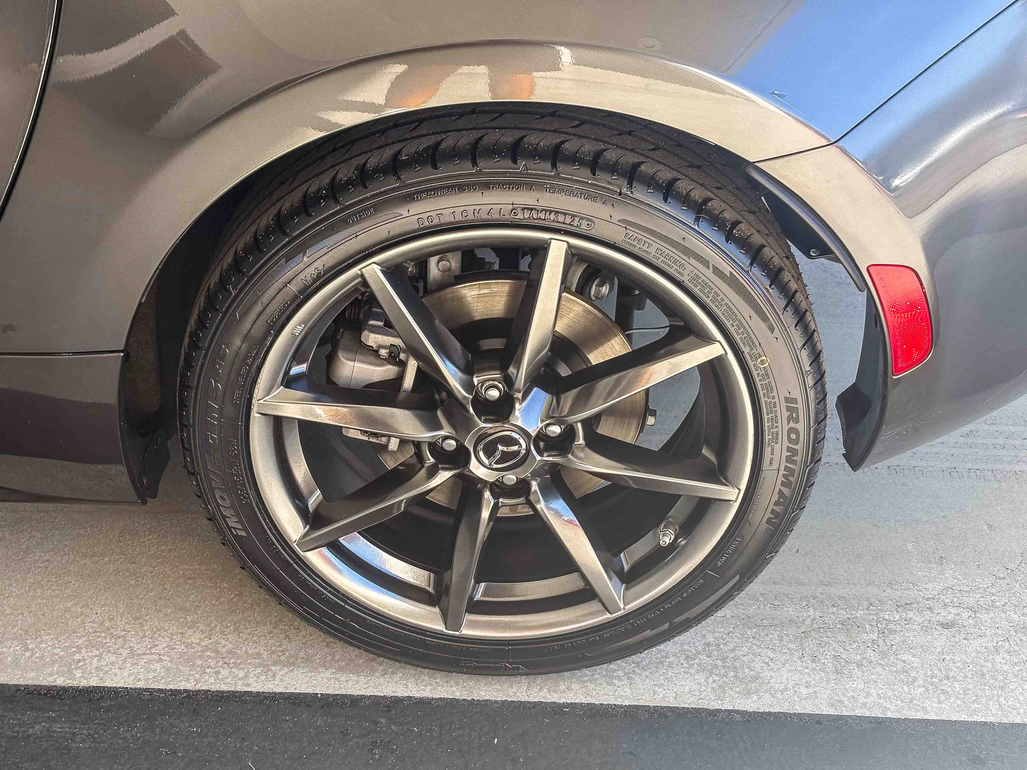 Used 2019 MAZDA MX-5 Miata RF Grand Touring image 12