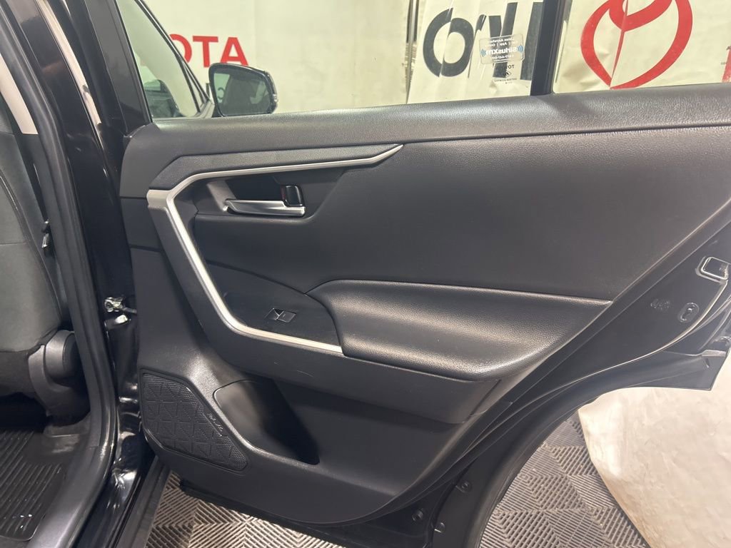 Used 2024 Toyota RAV4 XLE w/ Convenience Package image 14