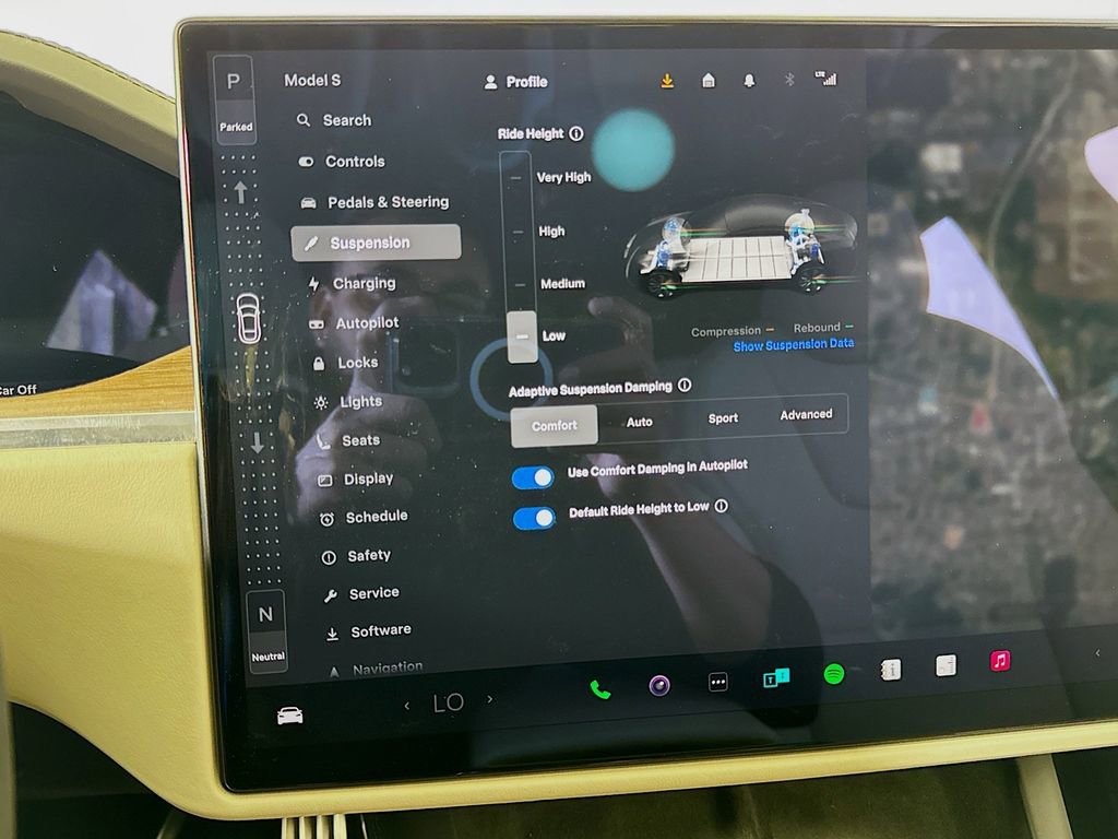 Used 2022 Tesla Model S AWD/4WD image 18