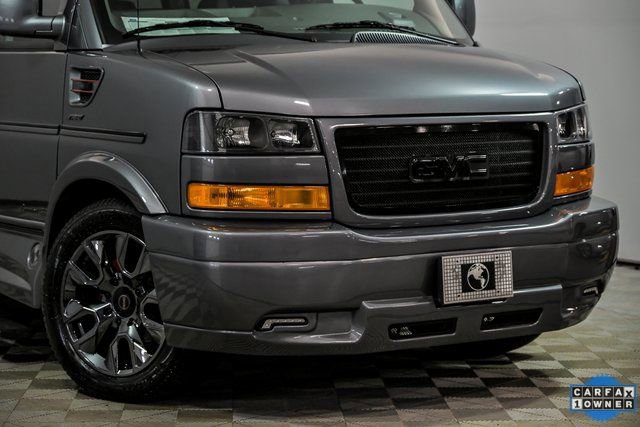 Used 2025 GMC Savana 2500 Extended w/ Driver Convenience Package RWD image 2