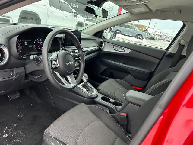 Certified 2022 Kia Forte LXS image 11
