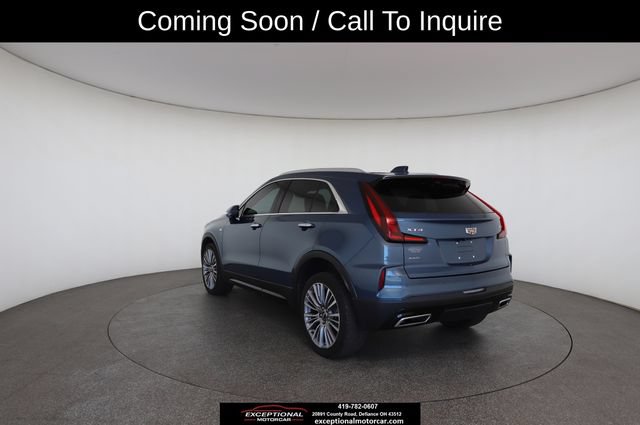 Used 2024 Cadillac XT4 Premium Luxury w/ Technology Package AWD/4WD image 12