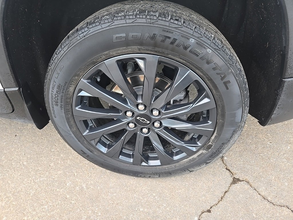 Used 2022 Chevrolet Traverse RS image 21