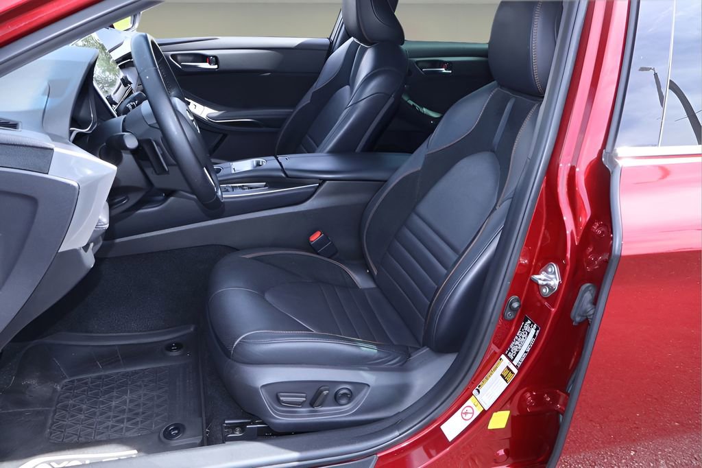 Certified 2019 Toyota Avalon XSE image 10