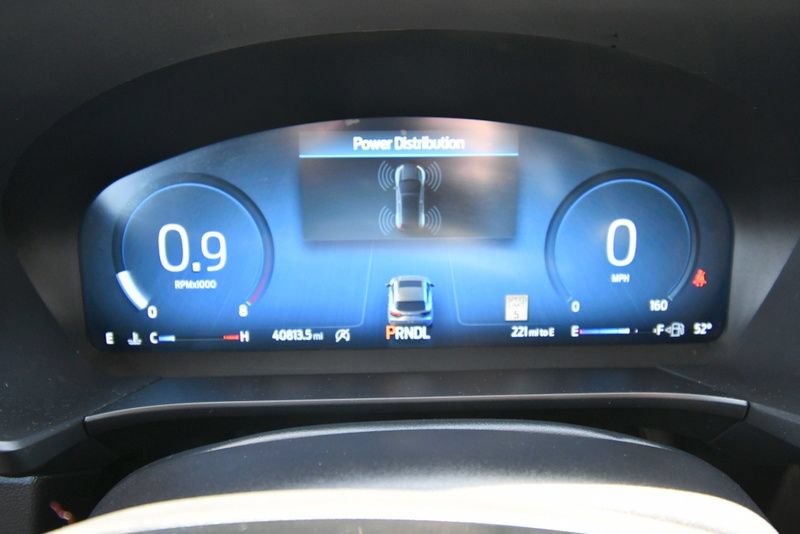 Used 2024 Ford Escape Platinum AWD/4WD image 21