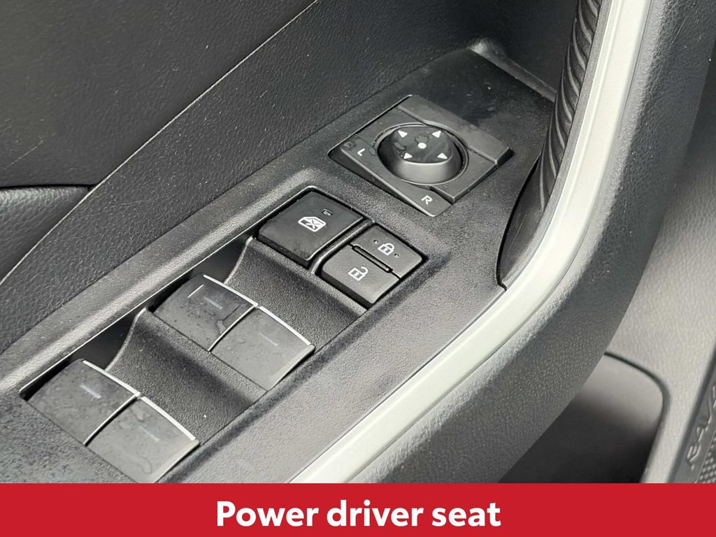 Used 2024 Toyota RAV4 SE AWD/4WD image 18