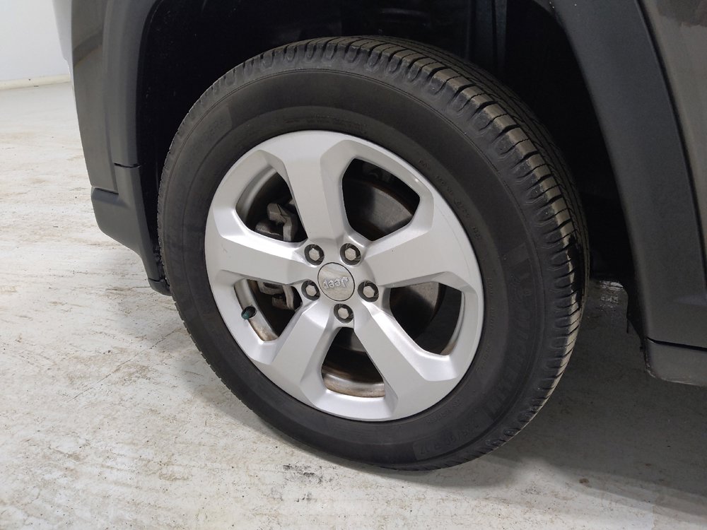 Used 2018 Jeep Compass Latitude w/ Popular Equipment Group image 31