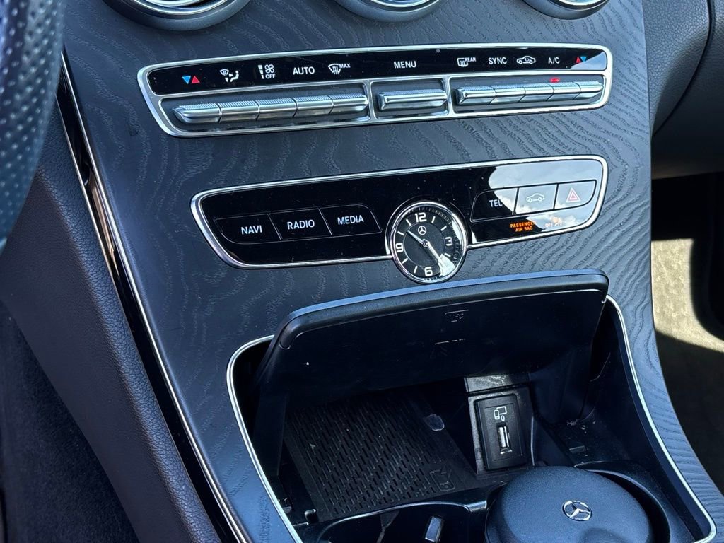 Used 2021 Mercedes-Benz C 300 Sedan image 24